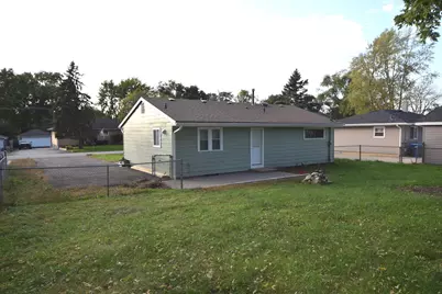 2408 Driftwood Drive, Holiday Hills, IL 60051 - Photo 5