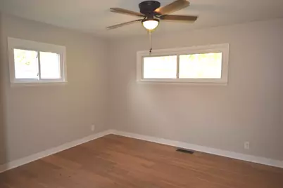 2408 Driftwood Drive, Holiday Hills, IL 60051 - Photo 15