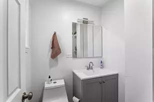 1302 E Greenwood Dr, Mount Prospect, IL 60056 - Photo 19