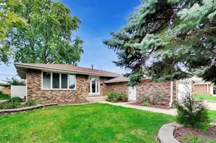 54 E 163rd St, South Holland, IL 60473 - Photo 1