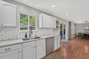 611 Walnut Ave, Maple Park, IL 60151 - Photo 9