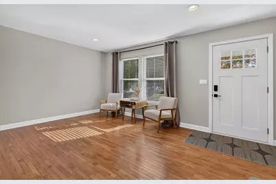 611 Walnut Avenue, Maple Park, IL 60151 - Photo 5