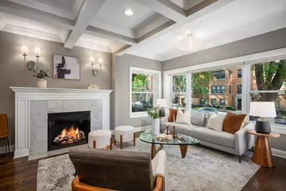 4829 N Hoyne Avenue, Chicago, IL 60625 - Photo 3