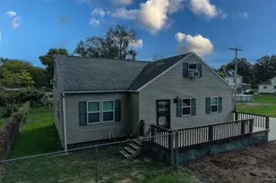 445 N 5th St, Sheldon, IL 60966 - Photo 3
