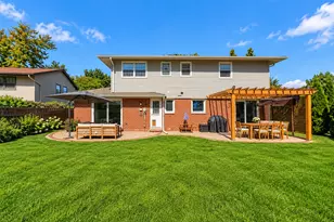 748 Milbeck Ct, Elk Grove Village, IL 60007 - Photo 35