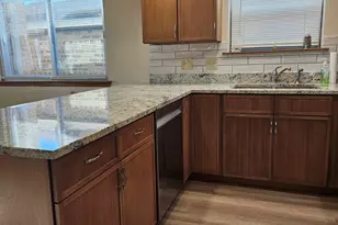 2617 N 74th Ct, Elmwood Park, IL 60707 - Photo 9