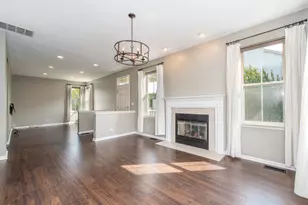 1239 Spaulding Rd, Bartlett, IL 60103 - Photo 7