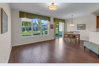 2771 Beacon Point Circle, Elgin, IL 60124 - Photo 5