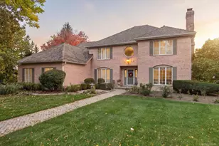 344 Hambletonian Dr, Oak Brook, IL 60523 - Photo 49