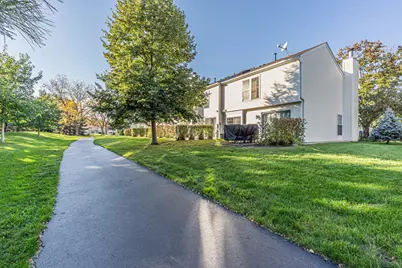 119 E Shag Bark Lane #B, Streamwood, IL 60107 - Photo 27