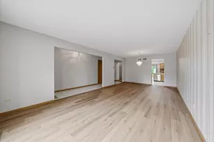 17108 Kamp Ct, Tinley Park, IL 60487 - Photo 3