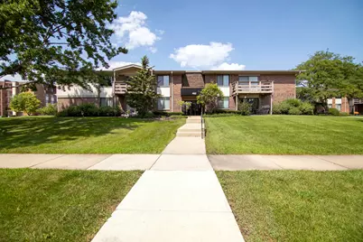 462 Raintree Drive #2A, Glen Ellyn, IL 60137 - Photo 3