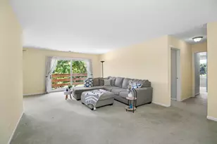 462 Raintree Dr, Glen Ellyn, IL 60137 - Photo 7