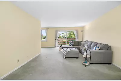 462 Raintree Drive #2A, Glen Ellyn, IL 60137 - Photo 9