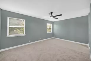 37 Ashburn Ct, Schaumburg, IL 60194 - Photo 11