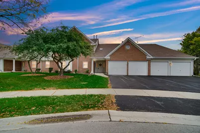 37 Ashburn Court #Z2, Schaumburg, IL 60194 - Photo 1