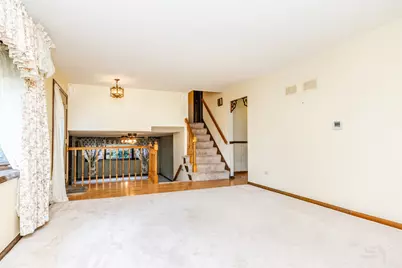 8047 S Oketo Avenue, Bridgeview, IL 60455 - Photo 3