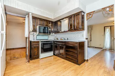 8047 S Oketo Avenue, Bridgeview, IL 60455 - Photo 9