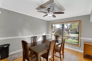 1400 E Lynn Ct, Homewood, IL 60430 - Photo 9