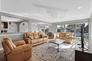 1400 E Lynn Ct, Homewood, IL 60430 - Photo 3