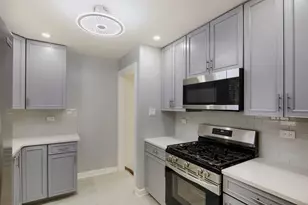 11012 S Springfield Ave, Chicago, IL 60655 - Photo 5