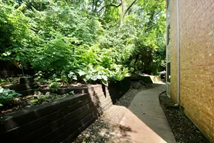 5880 Forest View Rd, Lisle, IL 60532 - Photo 17