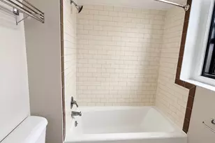 3170 N Sheridan Rd, Chicago, IL 60657 - Photo 13