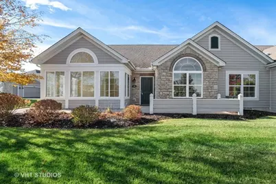 625 Schumann Street, Woodstock, IL 60098 - Photo 1