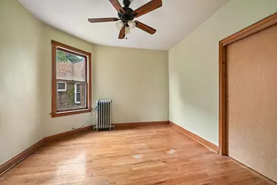 3327 N Hamlin Avenue, Chicago, IL 60618 - Photo 25
