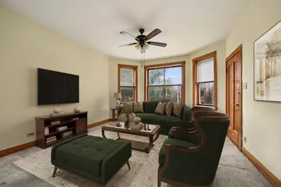 3327 N Hamlin Avenue, Chicago, IL 60618 - Photo 19
