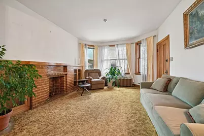 3327 N Hamlin Avenue, Chicago, IL 60618 - Photo 5