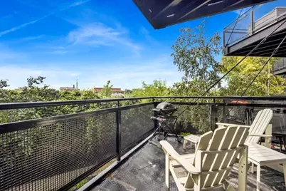 1071 W 15th Street #214, Chicago, IL 60608 - Photo 17