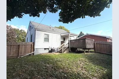 609 W 10th Street, Sterling, IL 61081 - Photo 27