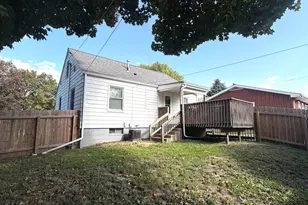 609 W 10th St, Sterling, IL 61081 - Photo 27