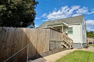609 W 10th St, Sterling, IL 61081 - Photo 29
