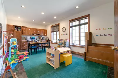 1017/1019 W Park Avenue, Libertyville, IL 60048 - Photo 5