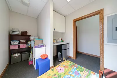 1017/1019 W Park Avenue, Libertyville, IL 60048 - Photo 25