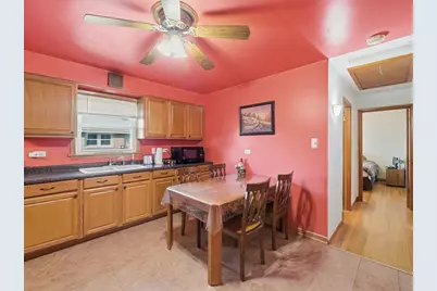 8440 S 77th Avenue, Bridgeview, IL 60455 - Photo 5