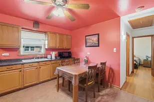 8440 S 77th Ave, Bridgeview, IL 60455 - Photo 5