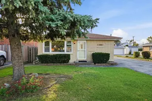 8440 S 77th Ave, Bridgeview, IL 60455 - Photo 19
