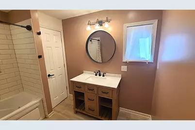 327 S Jefferson Avenue, Amboy, IL 61310 - Photo 29