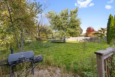 697 Fox Hollow, Dekalb, IL 60115 - Photo 45