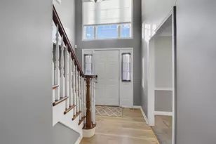697 Fox Hollow, Dekalb, IL 60115 - Photo 3
