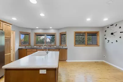 697 Fox Hollow, Dekalb, IL 60115 - Photo 17