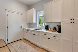 7300 Ponto Ct, Morton Grove, IL 60053 - Photo 11