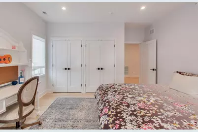 7300 Ponto Court, Morton Grove, IL 60053 - Photo 13