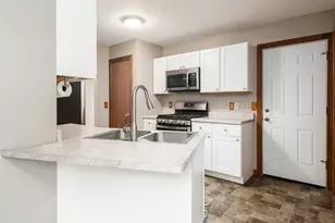 1059 E Main St, Rockton, IL 61072 - Photo 17