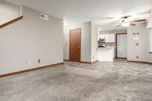 1059 E Main St, Rockton, IL 61072 - Photo 15