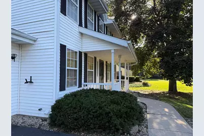1059 E Main Street, Rockton, IL 61072 - Photo 3