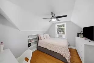 2115 Halsey Dr, Des Plaines, IL 60018 - Photo 15